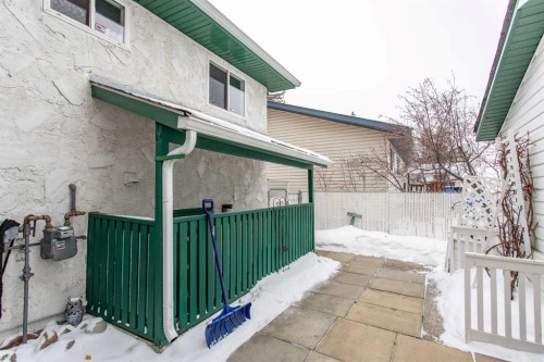 10 Patterson Crescent, Red Deer, AB - Outdoor With Exterior