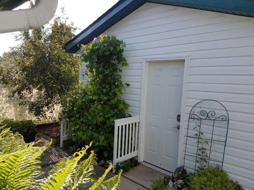 10 Patterson Crescent, Red Deer, AB - Outdoor With Exterior