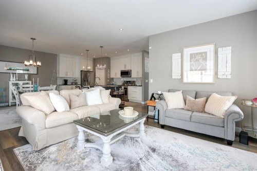 5 Trebble Close, Red Deer, AB - Indoor Photo Showing Living Room