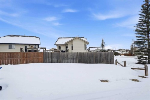 159 Lanterman Close, Red Deer, AB - Outdoor