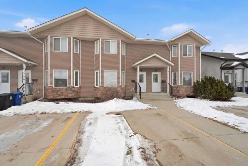 41 Winston Place  Blackfalds, AB T4M 0K9