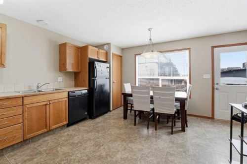 41 Winston Place, Blackfalds, AB - Indoor Photo Showing Other Room