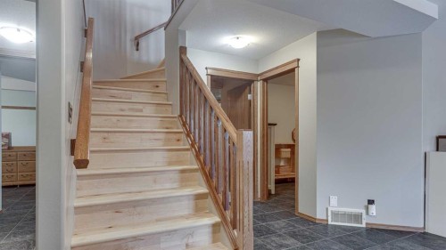 33 Parkside Crescent, Blackfalds, AB - Indoor Photo Showing Other Room