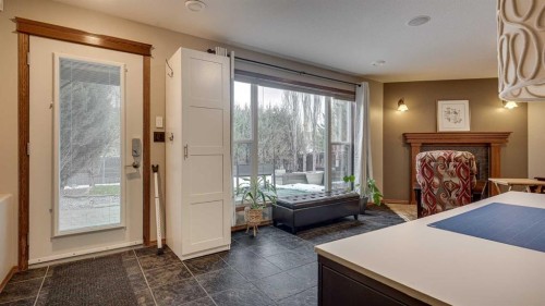 33 Parkside Crescent, Blackfalds, AB - Indoor Photo Showing Other Room