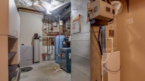 33 Parkside Crescent, Blackfalds, AB - Indoor Photo Showing Basement