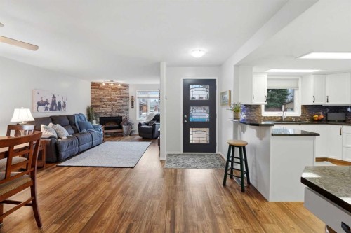 40 Connell Close, Red Deer, AB - Indoor With Fireplace