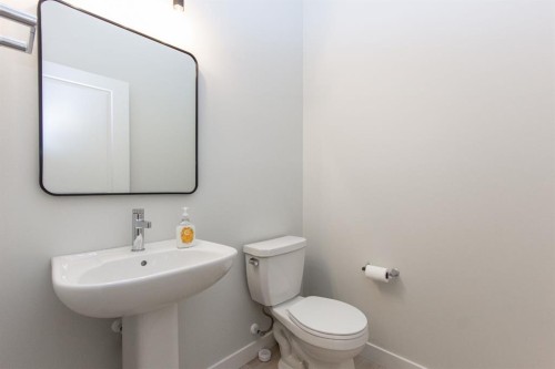 165 Thompson Crescent, Red Deer, AB - Indoor Photo Showing Bathroom