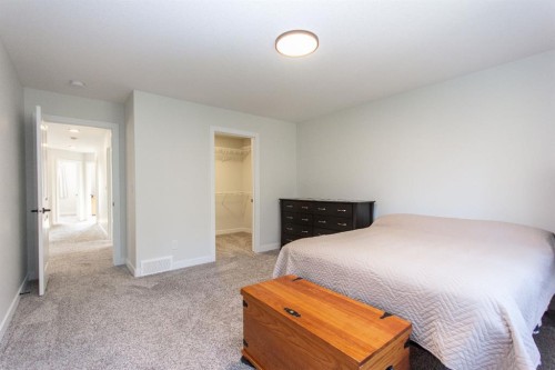 165 Thompson Crescent, Red Deer, AB - Indoor Photo Showing Bedroom