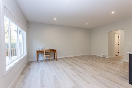 165 Thompson Crescent, Red Deer, AB - Indoor Photo Showing Other Room