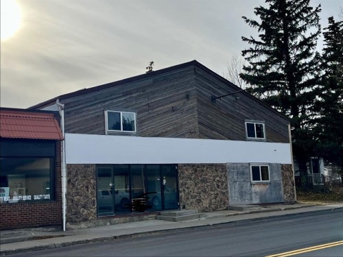 5115 50 Avenue, Caroline, AB 