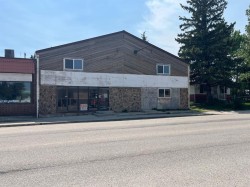 5115 50 Street  Caroline, AB T0M 0M0