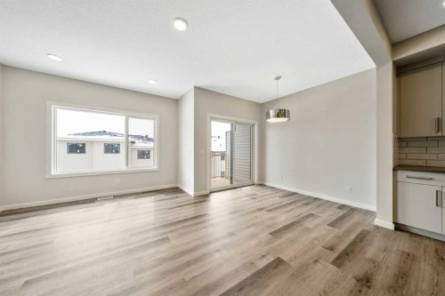 374 Heritage Boulevard, Cochrane, AB - Indoor