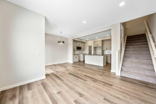 374 Heritage Boulevard, Cochrane, AB - Indoor