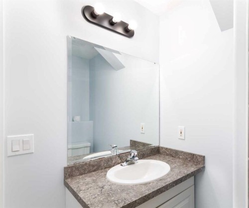 94 Drummond, Red Deer, AB - Indoor Photo Showing Bathroom