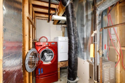 94 Drummond, Red Deer, AB - Indoor Photo Showing Laundry Room
