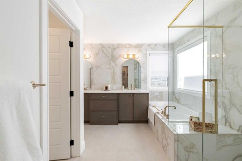 192 Amblestone Crescent Nw, Calgary, AB - Indoor Photo Showing Bathroom