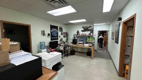 1-4768 Riverside Drive, Red Deer, AB 