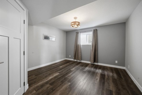 77 Tanner Street, Red Deer, AB - Indoor Photo Showing Other Room