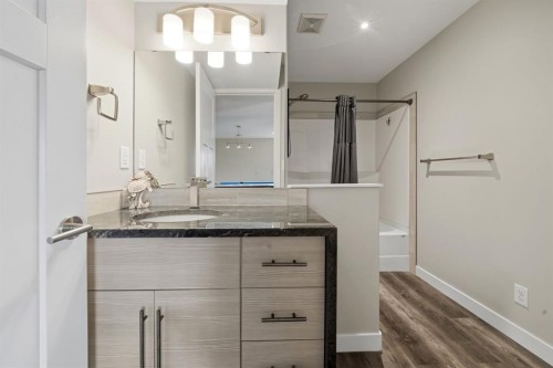 77 Tanner Street, Red Deer, AB - Indoor Photo Showing Bathroom