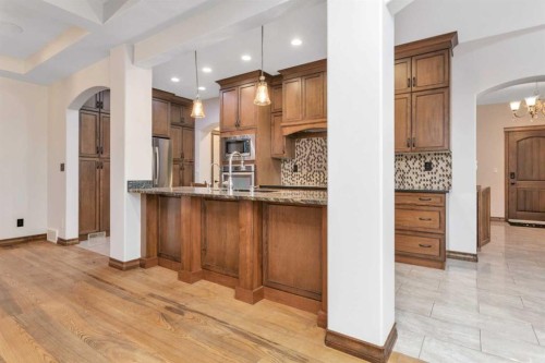 100 Van Slyke Way, Red Deer, AB - Indoor Photo Showing Kitchen