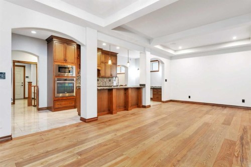 100 Van Slyke Way, Red Deer, AB - Indoor Photo Showing Other Room