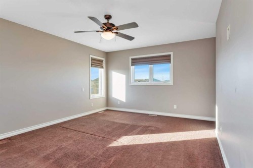 100 Van Slyke Way, Red Deer, AB - Indoor Photo Showing Other Room