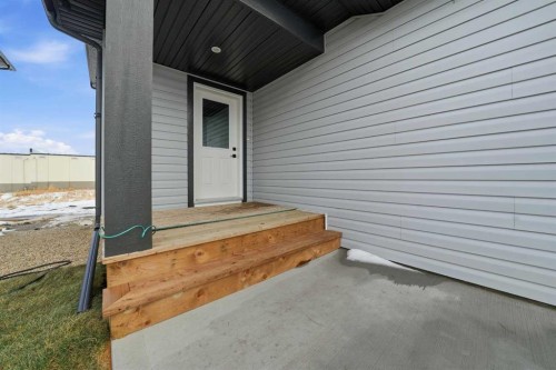 125 Hampton Crescent, Sylvan Lake, AB - Outdoor With Exterior