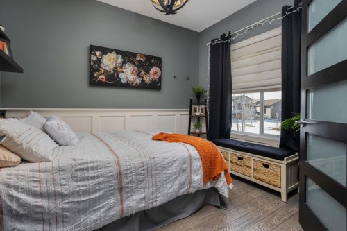 5215 35 Avenue, Camrose, AB - Indoor Photo Showing Bedroom