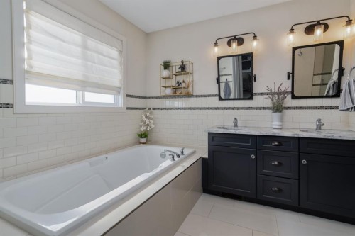5215 35 Avenue, Camrose, AB - Indoor Photo Showing Bathroom