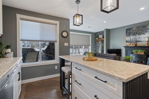 5215 35 Avenue, Camrose, AB - Indoor Photo Showing Kitchen
