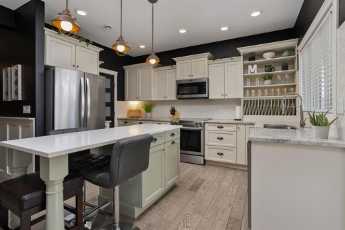 5215 35 Avenue, Camrose, AB - Indoor Photo Showing Kitchen With Stainless Steel Kitchen With Upgraded Kitchen