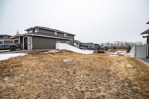 73 Valli Close, Sylvan Lake, AB 