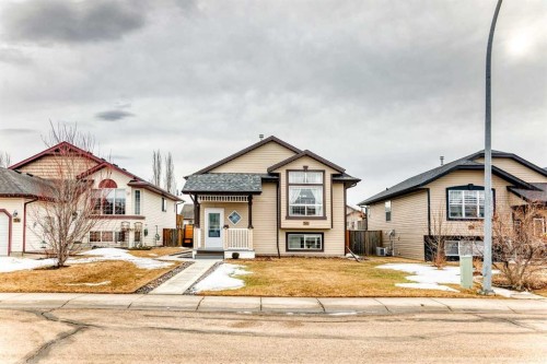 6315 60 Street Close  Ponoka, AB T4J 1W1