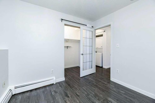 16-7 Stanton Street, Red Deer, AB - Indoor Photo Showing Other Room