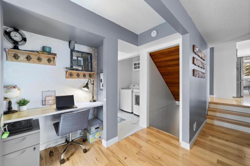 6911 42 Avenue, Camrose, AB - Indoor Photo Showing Office