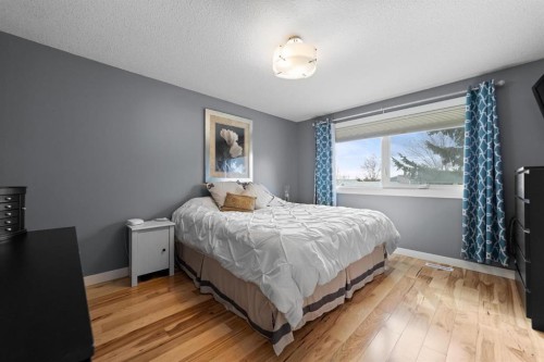 6911 42 Avenue, Camrose, AB - Indoor Photo Showing Bedroom