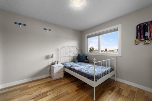 6911 42 Avenue, Camrose, AB - Indoor Photo Showing Bedroom