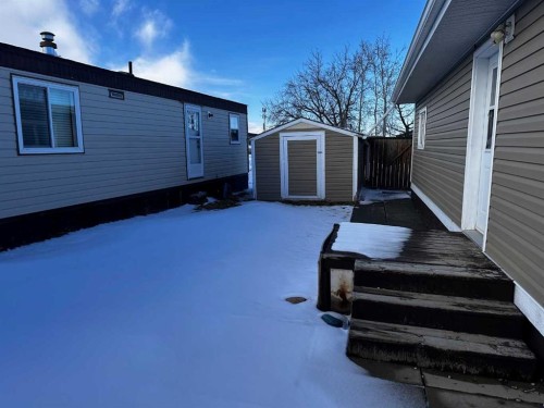 8-5103 61 Avenue, Olds, AB 