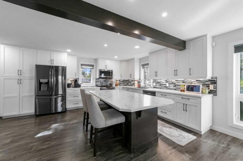 5409 48 Avenue, Killam, AB - Indoor Photo Showing Kitchen With Upgraded Kitchen
