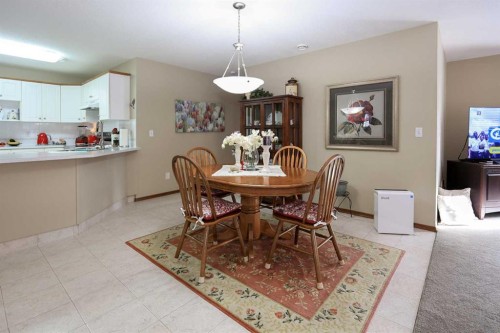22D-32 Daines Avenue, Red Deer, AB - Indoor Photo Showing Dining Room