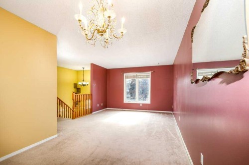 32 Greig Drive, Red Deer, AB - Indoor Photo Showing Other Room