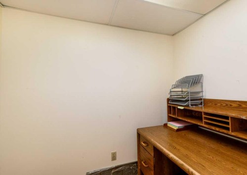 32 Greig Drive, Red Deer, AB - Indoor Photo Showing Other Room