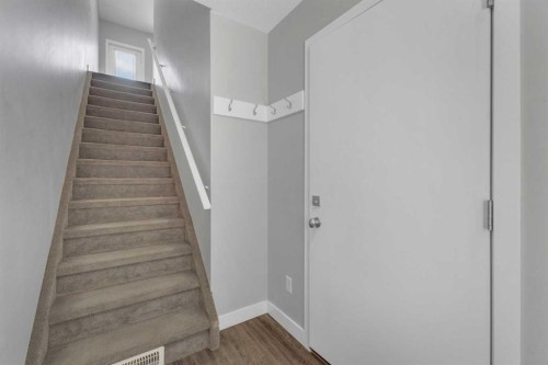 304-125 Caribou Crescent, Red Deer, AB - Indoor Photo Showing Other Room