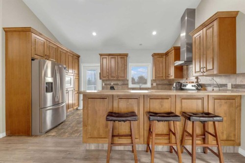 29 Emily Crescent, Lacombe, AB - Indoor Photo Showing Kitchen