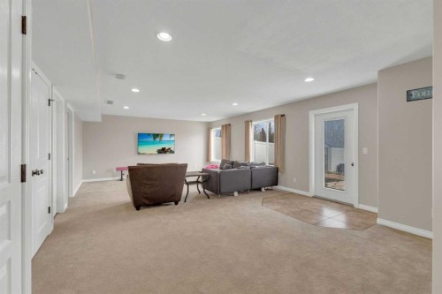 29 Emily Crescent, Lacombe, AB - Indoor