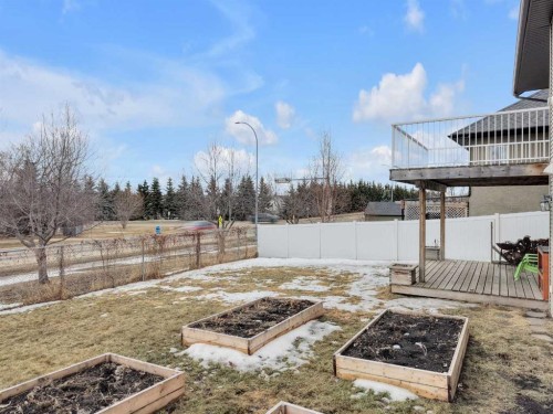 29 Emily Crescent, Lacombe, AB - Outdoor