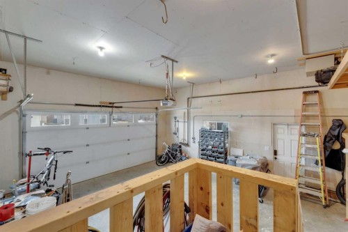 29 Emily Crescent, Lacombe, AB - Indoor Photo Showing Garage