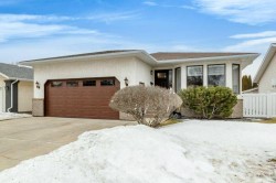 7 Elder Street  Red Deer, AB T4R 2C7