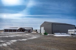 433002 Range Road 24 Rural Ponoka County, AB T0C 2J0