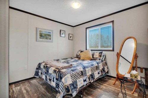 116 41310 Range, Rural Lacombe County, AB - Indoor Photo Showing Bedroom